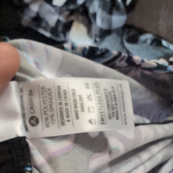 Sweetlegs Plus Halloween Follow Your Screams Leggings W- 15 in - Picture 8 of 8